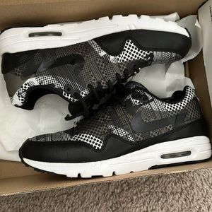Nike Air Max 1 Ultra Black History Month W